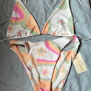 Aurelle bikini